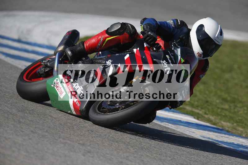 /Archiv-2024/02 29.01.-02.02.2024 Moto Center Thun Jerez/Gruppe schwarz-black/89